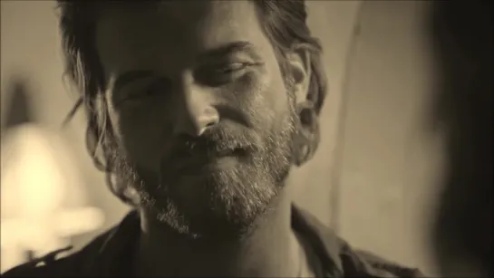 Kivanc Tatlitug - Beren Saat Cesur ve Guzel