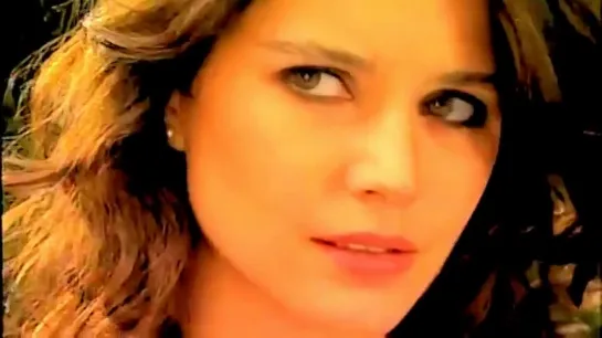 BEREN SAAT // Scandalous