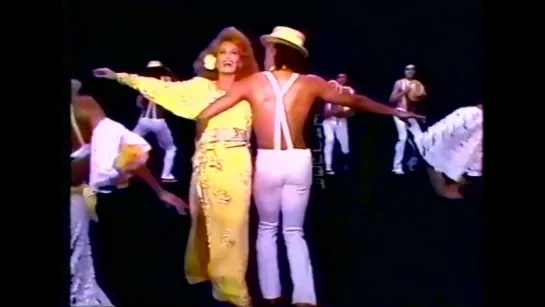 Dalida ♫ Hay que bailar reggae ♪ 7 décembre 1984 (Dalida idéale (TF1)