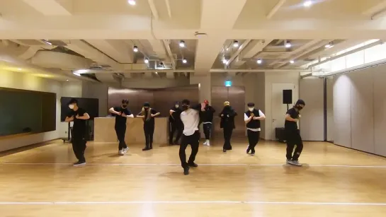 EXO Minseok Xiumin @ Shake Dance Practice