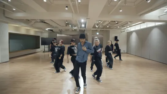 KAI 카이 음 (Mmmh) Dance Practice