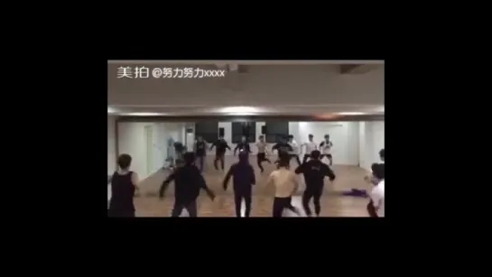 150926 Zhang Yixing Lay Meipai update (Dance Practice)