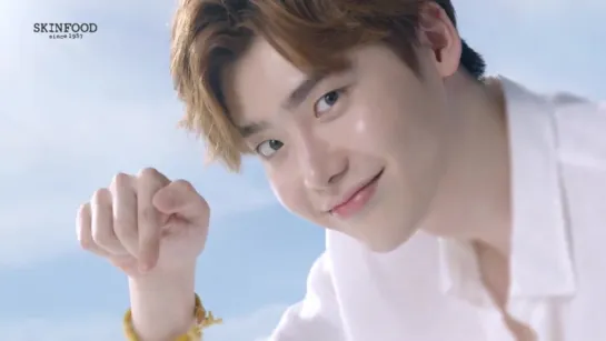 Lee Jong Suk & Kim Yoo Jung - Skinfood 0.9 Moisture Cream CF | 30 sec ver