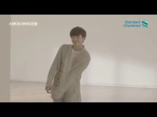 Lee Jong Suk endorsing ‘Good Library Project Season 3’ of Standard Chartered Bank