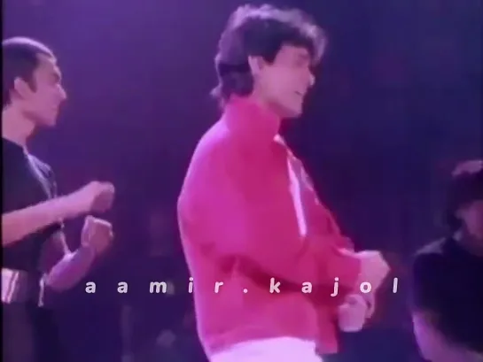 Аamir Кhan & Nelam Kothari performance in Jumma Chumma, London 1991