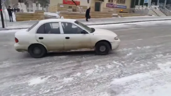 Гололедица на дорогах в Баку