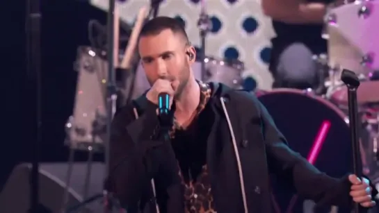 Maroon 5 - "Wait" album "Red Pill Blues" 2017 (March 11th 2018 iHeartRadio Music Awards)