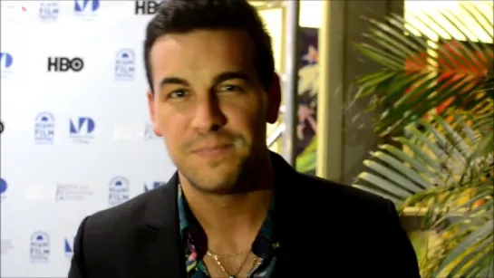 Latins in Miami - El aclamado actor español Mario Casas...