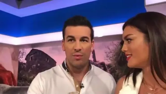 Zuleyka Rivera se sacrifica por Adamari López  Metro