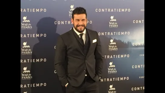 Твиттер En directo desde la Premiere Contratiempo con Mario Casas,