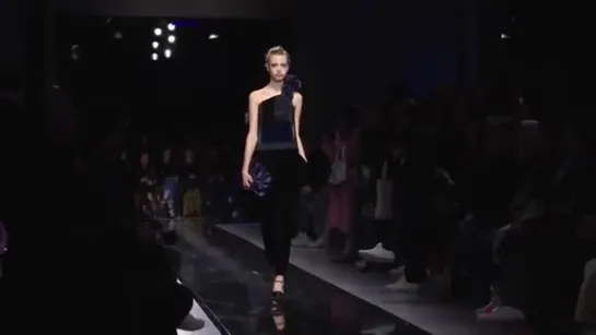 Giorgio Armani FW 19-20 Womens and Mens Fashion Show