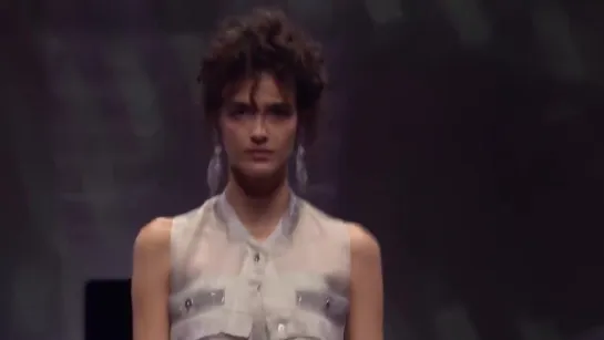 Giorgio Armani SS19 - Fashion Show Video