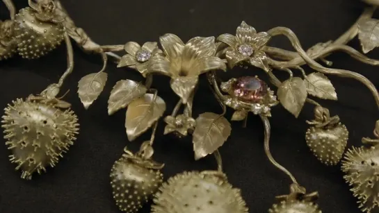 Dolce & Gabbana - Alta Gioielleria strawberry necklace – The Making Of