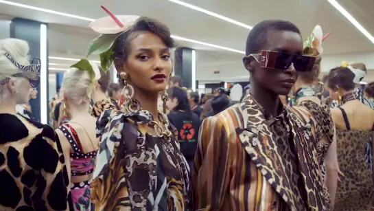 Dolce & Gabbana - Backstage moments from the SicilianJungle Women’s Fashion Show