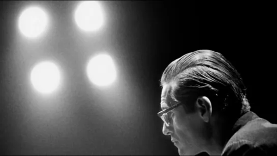 Bill Evans - Like Someone in Love