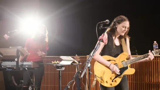 The Staves - Outlaw (Live)