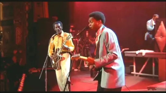 Chuck Berry with Robert Cray - Brown Eyed Handsome Man (Live at Fox Theatre in St. St. Louis, Missouri, USA on 16 October 1986)