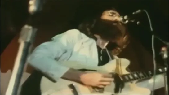 John Lennon and the Plastic Ono Band - Give Peace a Chance (Live at Varsity Stadium inToronto, Ontario, Canada 13 September 1969