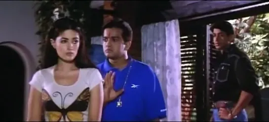 International Khiladi (1999)