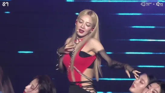 [PERF] HYO - DEEP (220820 SMTOWN Live 2022 SMCU Express Human City Suwon)