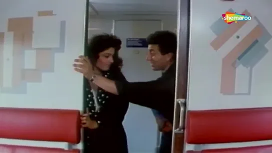 Hello Hello _ Kshatriya (1993) _ Sunny Deol _ Raveena Tandon _ Love Song