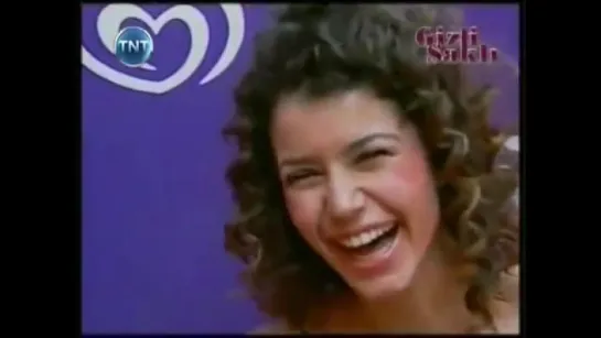 ريبورتاج عن فاطمه وكريم . ((BEREN SAAT ve Engin Akyürek))