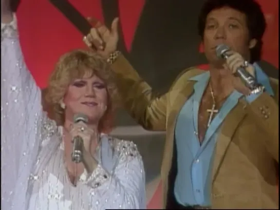 Tom Jones & Dusty Springfield — Upside Down • Original Up-Town Divas