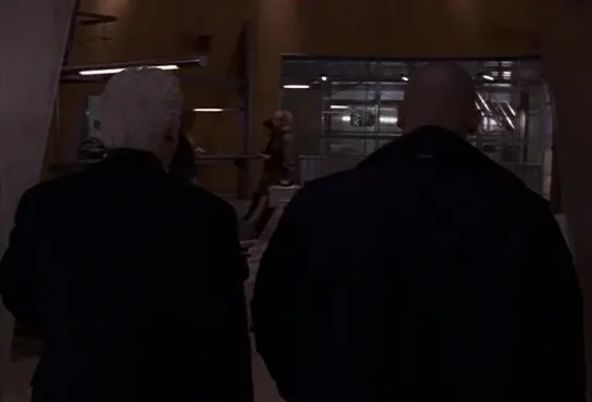 La.Femme.Nikita.S03E18.Third.Party.Ripoff.HR.DVDRip.HQ.Edition.x264-N-(Rus.Eng)