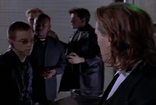 La.Femme.Nikita.S01E12.Innocent.HR.DVDRip.HQ.Edition.x264-N-(Rus.Eng)