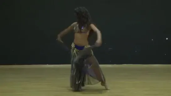 Bellydancing 31.000.000 views This Girl She is insane Nataly Hay ! SUBSCRIBE