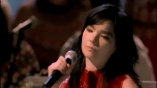 Bjork - Hyperballad [live]