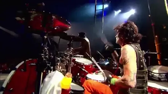 Mötley Crüe - Carnival of Sins - Full Concert HD