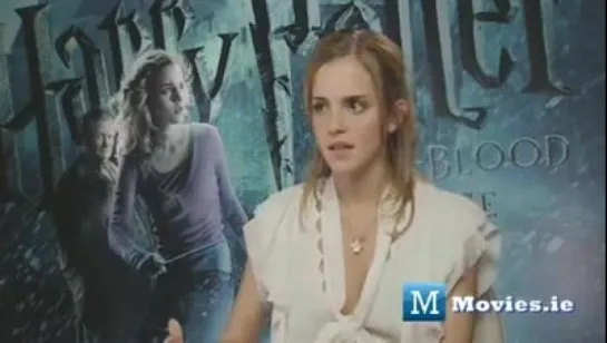 Emma Watson (Hermione) talks about KISSING Rupert Grint (Ron Weasley)