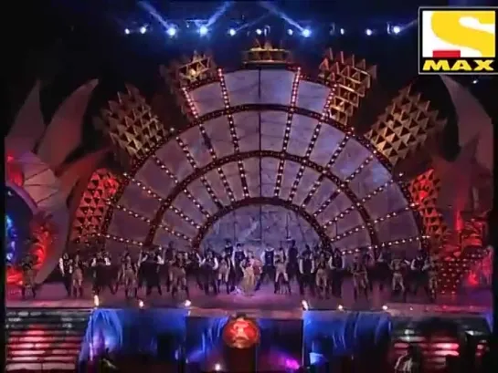 Max Stardust Awards (2011) - Выступление Нехи Дхупии