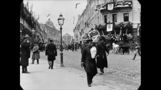 Май 1896 года. Тверская улица в Москве.