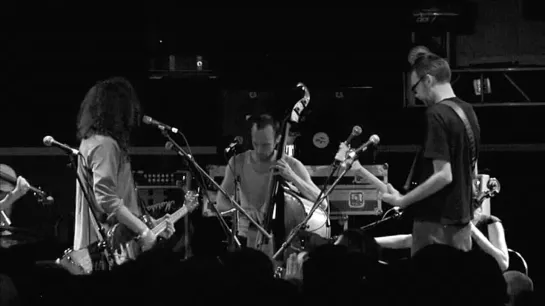 Thee Silver Mt. Zion Memorial Orchestra - North American Motor Over Smoldered Field (Live)