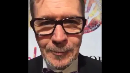 Gary Oldman talks about the Criss Angel HELP Charity Event (Las Vegas, 2016)