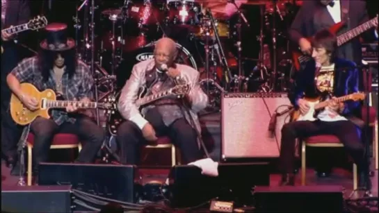 B.B. King Jams with Guests - The Thrill Is Gone / Guess Who (Live at the Royal Albert Hall in London, England on 28 June 2011)