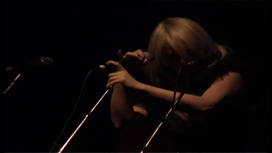 Goldfrapp – Paper Bag • Live At Shepherds Bush Empire, 4Th December 2001