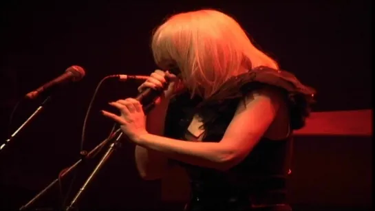 Goldfrapp – Little Death • Live At Shepherds Bush Empire, 4Th December 2001