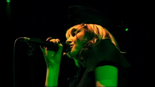 Goldfrapp – Crystalline Green • Live At Somerset House, 13Th July 2003