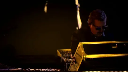 Yello — Limbo • Live In Berlin