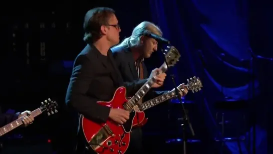 Billy Gibbons & Dusty Hill & Joe Bonamassa & Derek Trucks - Going Down (Induction Freddie King)