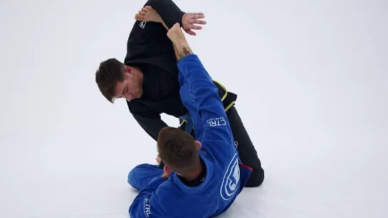 28 Andris Brunovskis - Skills N` Drills - Spider Guard Off-Balance