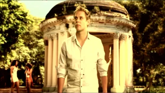 36) Armin Van Buuren and DJ Shah Feat.Chris Jones - Going Wrong (Super Stars) HD