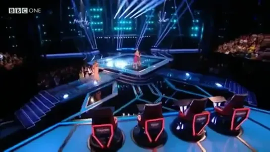 will.i.am makes his pick (The Voice UK 2012)