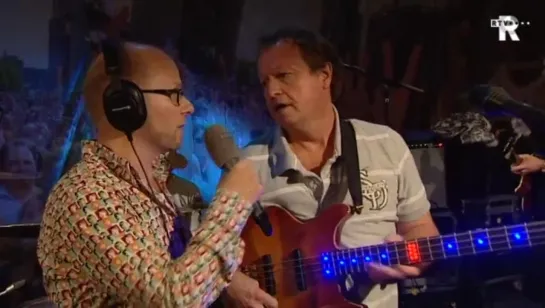 Level 42 - 2010 Live uit Lloyd