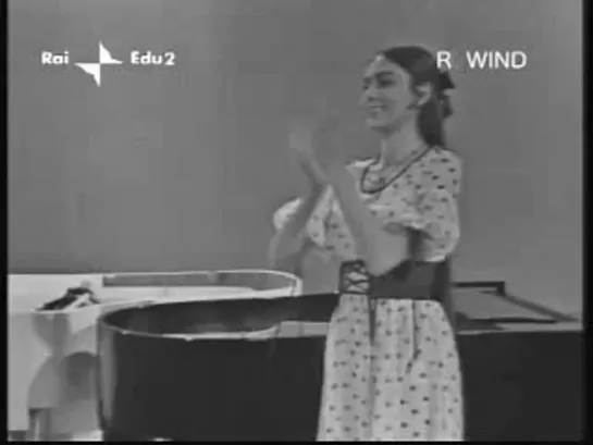 Massimo Ranieri e Romina Power al pianoforte (1970)