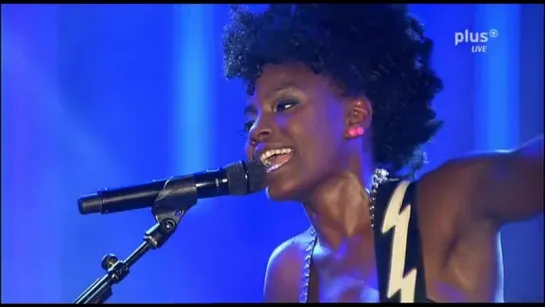 Noisettes - Sister Rosetta (Live)