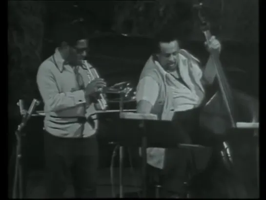 Charles Mingus ,cb ,,Dizzy Gillespie ,tr ..NICE jazz 1972 ..